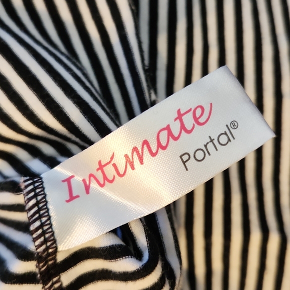 Maternity breastfeeding tank tops, sz small - Picture 7 of 8